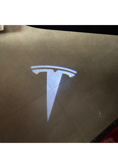 Tesla Model Y İçin Uyumlu Kapı Altı Aydınlatma Seti T Logo