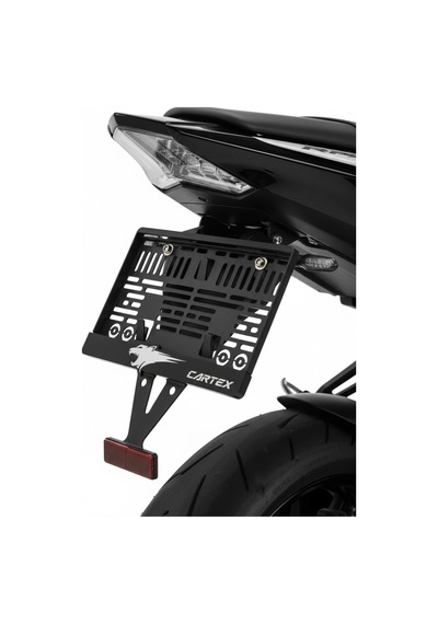 Pumaa Kabartmalı Krom Renk Motor Plaka Çerçevesi 1 Adet Esnek Plakalık Motor Plakalık