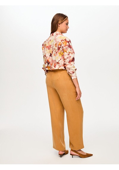 Faik Sönmez Arka Beli Lastikli Wide Leg Fit Tenselli Pantolon S26pnt028 Us26pnt02835 Camel Faik Sönmez Arka Beli Lastikli Wide Leg Fit Tenselli Pantolon S26pnt028 Us26pnt02835 Camel