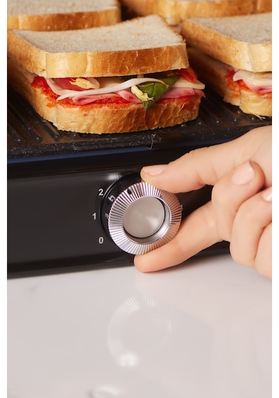 Karaca Gastro Grill Glass Premium 2400 W Tost Makinesi