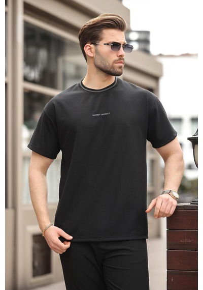 Madmext Siyah Nakış Detaylı Basic Erkek T-shirt E7106 Siyah