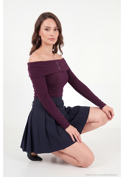 Lela Pamuklu Fitted Fit Madonna Yaka Bluz Kadın Bluz 5866862 Mürdüm