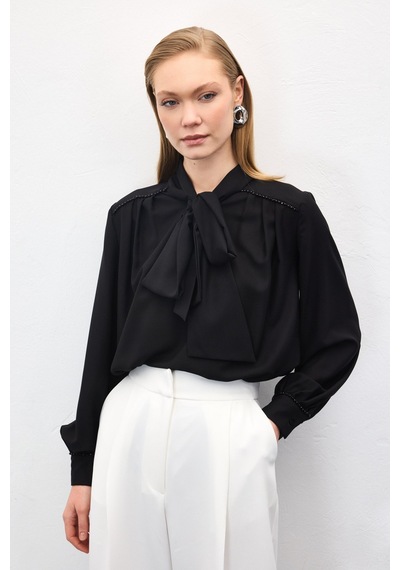 Sateen Aksesuar Detaylı Fularlı Bluz - Siyah-137039 Siyah