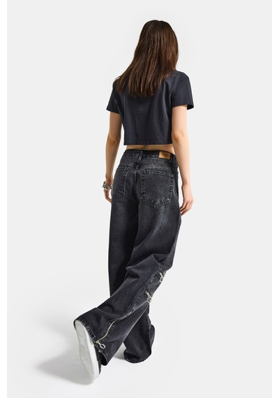 Itsbasic Kadın Koyu Füme 2s6-1 Süper Baggy Fit Fermuar Detaylı Özel Tasarım Denim Jean Itsbasic Kadın Koyu Füme 2s6-1 Süper Baggy Fit Fermuar Detaylı Özel Tasarım Denim Jean
