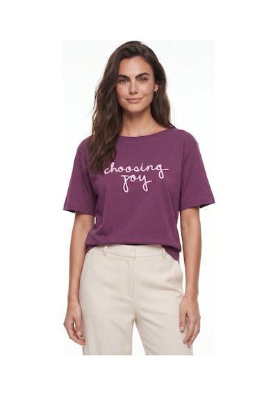 Onloox Kadın Mor Mor Pamuklu Kayık Yaka Kısa Kollu Rahat Kalıp Önü Yazı Nakış İşlemeli T-shirt