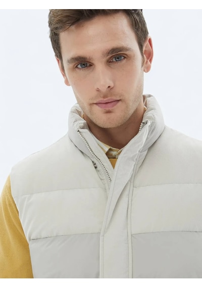 Kip Bej Regular Fit Dik Yaka Casual Dokuma Spor Yelek Bej