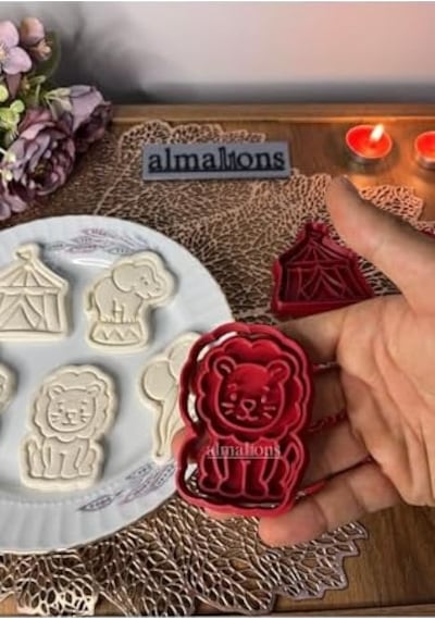 Sirk Hayvanları Kurabiye Kalıbı Seti - Aslan - Hamur Şekillendirici - Şeker Hamuru Kalıp- 5 Adet