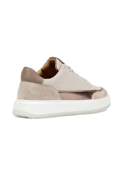 Kadın Bej Bağcıklı Kalın Tabanlı Deri Sneaker