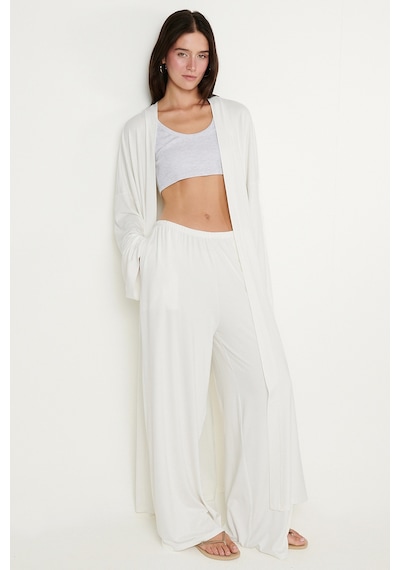 Ac&co / Altınyıldız Classics Kadın Beyaz Yumuşak Dokulu Standart Fit Cepli Beli Lastikli Rahat Örme Pantolon