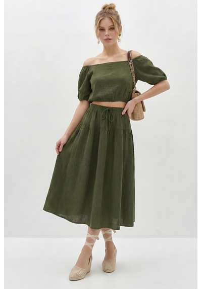 Shade Kadın Balon Kollu Crop Bluz Bağlama Detaylı Pamuklu Müslin Etek Takım Yc2728 60286287 - Yeşil Shade Kadın Balon Kollu Crop Bluz Bağlama Detaylı Pamuklu Müslin Etek Takım Yc2728 60286287 - Yeşil
