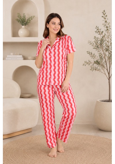 Wordex Mirano 4860 Dijital Baskı Kumaş Düğmeli Kısa Kolu Çizgili Kadın Pijama Takımı Pembe Wordex Mirano 4860 Dijital Baskı Kumaş Düğmeli Kısa Kolu Çizgili Kadın Pijama Takımı Pembe