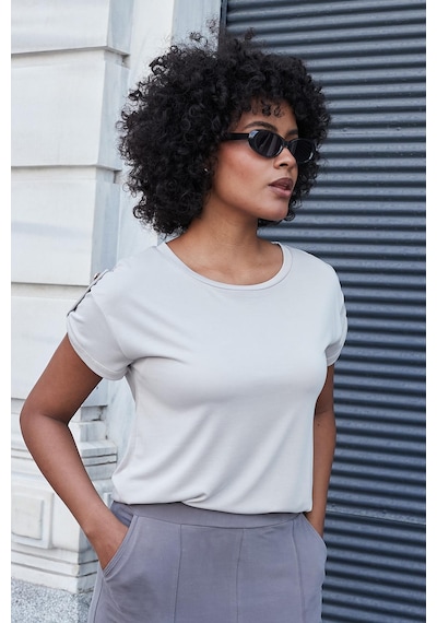 Jument Kadın Modal Penye Geniş Sıfır Yaka Düşük Omuzlu Apoletli Kısa Kol T-shirt Bluz-taş Taş Jument Kadın Modal Penye Geniş Sıfır Yaka Düşük Omuzlu Apoletli Kısa Kol T-shirt Bluz-taş Taş