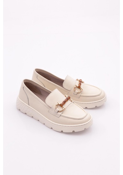 Dgn 25215 Kadin Aksesuarli Loafer Ayakkabi Krem