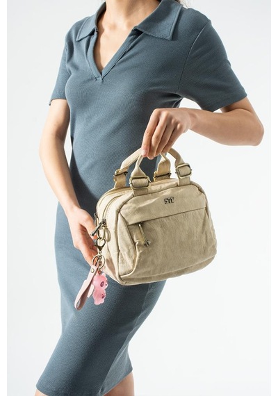 Baginn Vegan Deri Günlük Kadın Postacı Çanta Çapraz Askılı Omuz Çantası Y.s. Deri 27 23 Cm Charm Hediyeli Krem