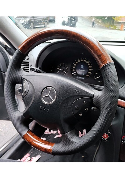 Mercedes W211 E220 Araca Özel Dikmeli Direksiyon Kılıfı Ahşap So Siyah