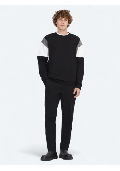 Kip Siyah Bisiklet Yaka Sweatshirt Siyah -