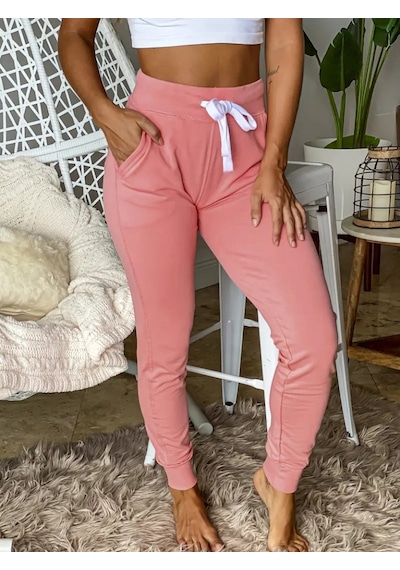 Sinemonline Kadın Kısa Kollu Madonna Yaka Viskon Crop Bluz Cepli Iki Iplik Eşofman Takım Pembe Sinemonline Kadın Kısa Kollu Madonna Yaka Viskon Crop Bluz Cepli Iki Iplik Eşofman Takım Pembe