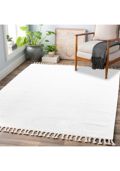 Beyaz Renkli Soft Iskandinav Peluş Dokulu Makine Halısı-695
