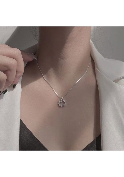Kristal Çelenk Kolye Kolye El Yapımı Dainty Rhinestone Kolye Sevgililer Günü Kız Arkadaş İçin Doğum Günü Hediyesi Çok Renkli