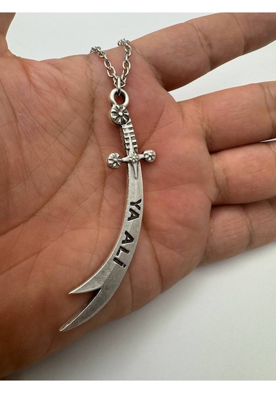 Hz. Ali Nin Kılıcı Medet Ya Ali Yazılı Zülfikar Figürlü Unisex Kolye 60 Cm Zincirli, Manevi Takı Çok renkli