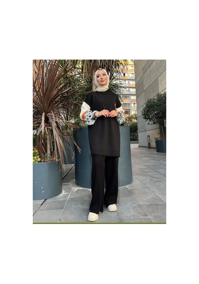 Azra Giyim İst Kolları Desenli Triko Tunik Siyah