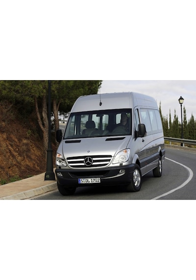 Mercedes Benz Sprinter 07-16 Sağ Orta Kapı Alt Tekeri A9067600547