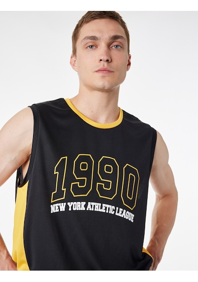 Koton Regular Fit Kolsuz Bisiklet Yaka Baskılı Spor Atlet Siyah 6sam30028nk