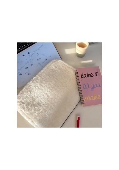 Toscase Beyaz 13-13.3-14 Inch Peluş Apple Uyumlu MacBook, Peluş Laptop Çantası Beyaz Beyaz