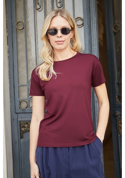 Jument Kadın Sıfır Yaka Kırışmaz Span Karışımlı Şık Kısa Kol Likralı T-shirt Bluz-bordo