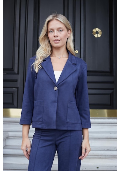 Kadın Yakalı Rahat Kesim Uzun Kol Hafif Likralı Süet Kumaş Düğmeli Cepli Blazer Ceket-lacivert Lacivert Kadın Yakalı Rahat Kesim Uzun Kol Hafif Likralı Süet Kumaş Düğmeli Cepli Blazer Ceket-lacivert Lacivert