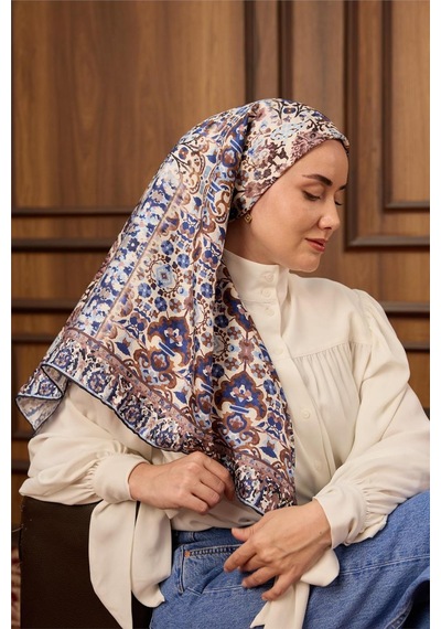 Silk Home Twill İpek Eşarp Krem Lacivert Desenli Tok Duruşlu Kaymaz 90x90 Çok Renkli