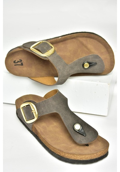 Fox Shoes U777917002 Kahverengi Süet Parmak Arası Kadın Terlik Kahverengi-süet Kahverengi Fox Shoes U777917002 Kahverengi Süet Parmak Arası Kadın Terlik Kahverengi-süet Kahverengi