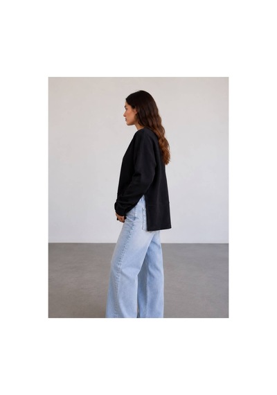 Herkesemoda Oversize/geniş Kalıp Yırtmaçlı Bisiklet Yaka Yumuşak Tuşeli Örme Sweatshirt Siyah
