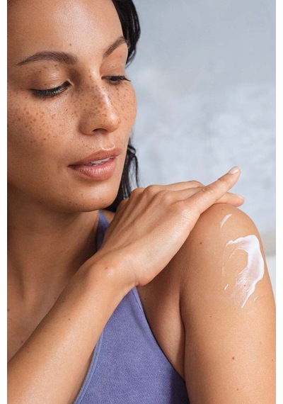 Avon Care Essential Nemlendirici Vücut Losyonu 400 Ml. Avon Care Essential Nemlendirici Vücut Losyonu 400 Ml.