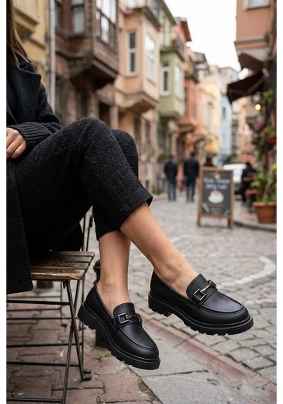 Fort Ventes 35840 Siyah Cilt Toka Detaylı Rahat Loafer Kadın Ayakkabı