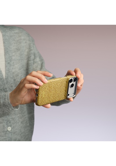 Apple Uyumlu iPhone 18 Pro Max Kılıf M-safe Özellik Aramid Karbon Fiber Pitaka Wind Over Wheat Serisi Kapak Gold