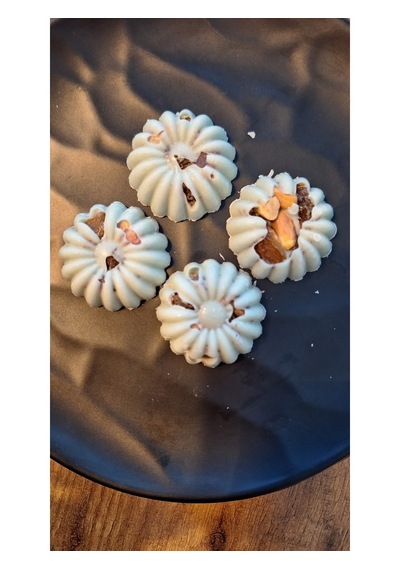 Morpho Effect Group Çiçek Spesiyal Çilek Çikolata Hediyelik Çikolata 500 G