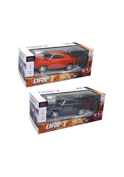 Kumandalı Klasik Model Drift Araba Işıklı Şarjlı R/c 1:18