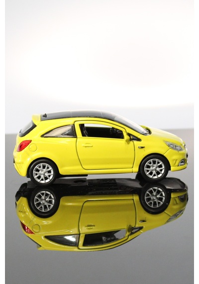 Toyaş Opel Corsa OPC Sarı Çek Bırak Metal Model Oyuncak Araba 11 cm
