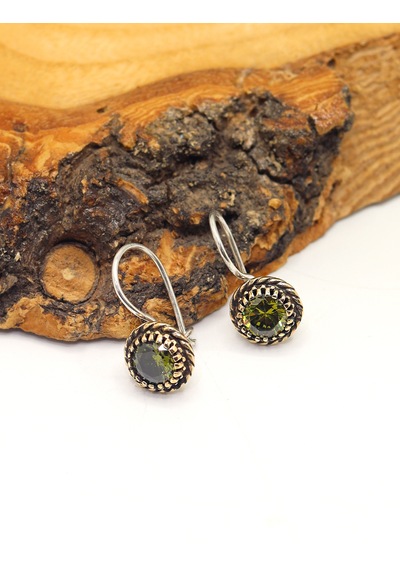 Zeberced Peridot Taşlı Sarmal Desenli El İşi Otantik Gümüş Kadın Küpe 201025612