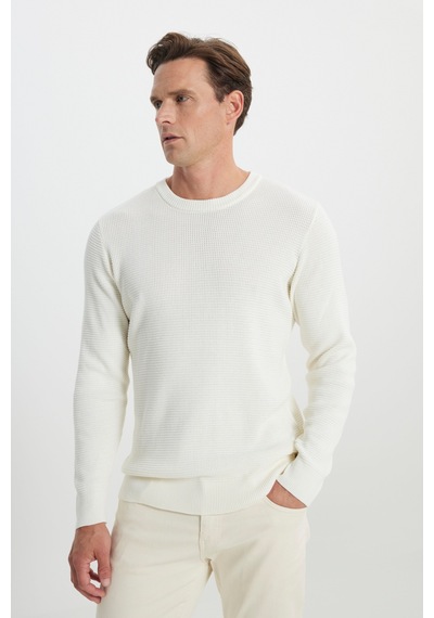AC&Co / Altınyıldız Classics Erkek Ekru Pamuklu Standart Fit Normal Kesim Bisiklet Yaka Petek Dokulu Triko Kazak Ekru AC&Co / Altınyıldız Classics Erkek Ekru Pamuklu Standart Fit Normal Kesim Bisiklet Yaka Petek Dokulu Triko Kazak Ekru