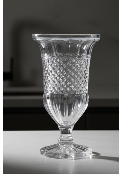 Lüks Kristal Kesim Ayaklı Cam Dekoratif Çiçek Vazosu 25 Cm Beyaz