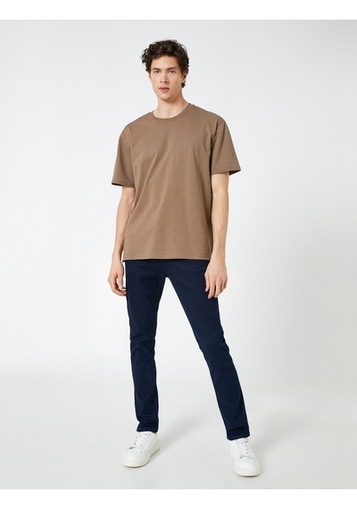 Koton Slim Fit Kot Pantolon Cepli Düğmeli Koyu İndigo 3spm40002nd 3SPM40002ND741 İndigo Koton Slim Fit Kot Pantolon Cepli Düğmeli Koyu İndigo 3spm40002nd 3SPM40002ND741 İndigo