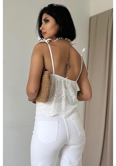 Tanla Butik Beyaz Bağcıklı Brode Bluz Beyaz