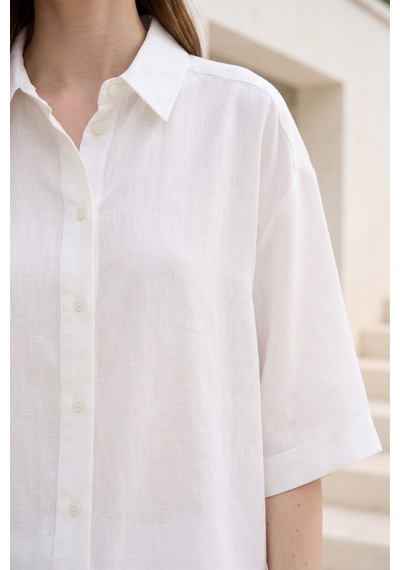 Kadın Beyaz Oversize Keten Görünümlü Gömlek Kısa Kollu Düğmeli Rahat Kalıp Yazlık Gömlek Basic Bluz