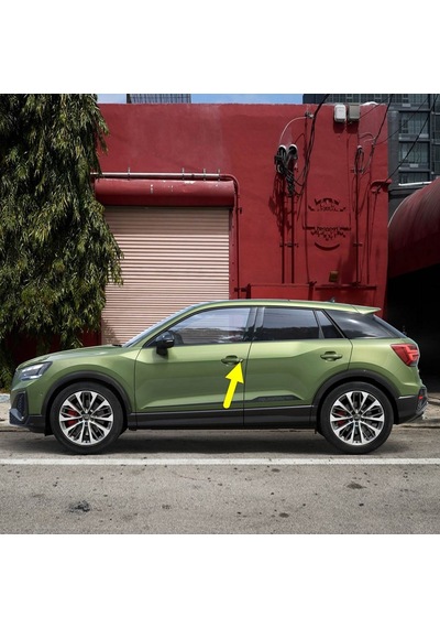 Audi Q2 2021-2024 Sol Ön Sürücü Kapı Kolu Kapağı 8v1837879a
