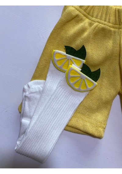 Özge Başaran Limon Sarısı Fırfırlı Kız Çocuk Şortlu Takım Eğlenceli Limon Desenli Çoraplı Sarı