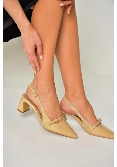 Fox Shoes U654078709 Ten Kalın Topuklu Kadın Ayakkabı Ten
