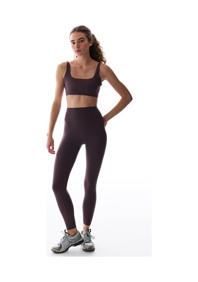 Penti Lycra Koyu Bordo Cream Hafif Destek Çıkarılabilir Pedli Çapraz Sırt Detaylı Spor Sütyeni Penti Lycra Koyu Bordo Cream Hafif Destek Çıkarılabilir Pedli Çapraz Sırt Detaylı Spor Sütyeni