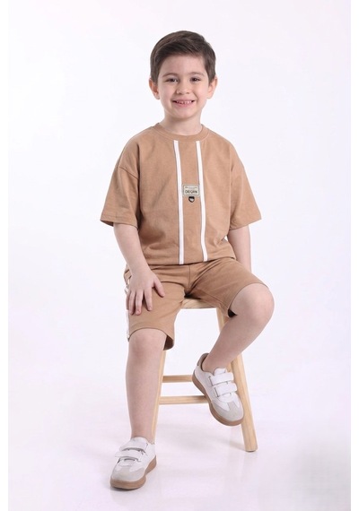 Mnk Baby & Kids Erkek Çocuk Baskılı Oversize Kısa Kollu Şortlu 2li Takım M00843 Kahverengi Mnk Baby & Kids Erkek Çocuk Baskılı Oversize Kısa Kollu Şortlu 2li Takım M00843 Kahverengi